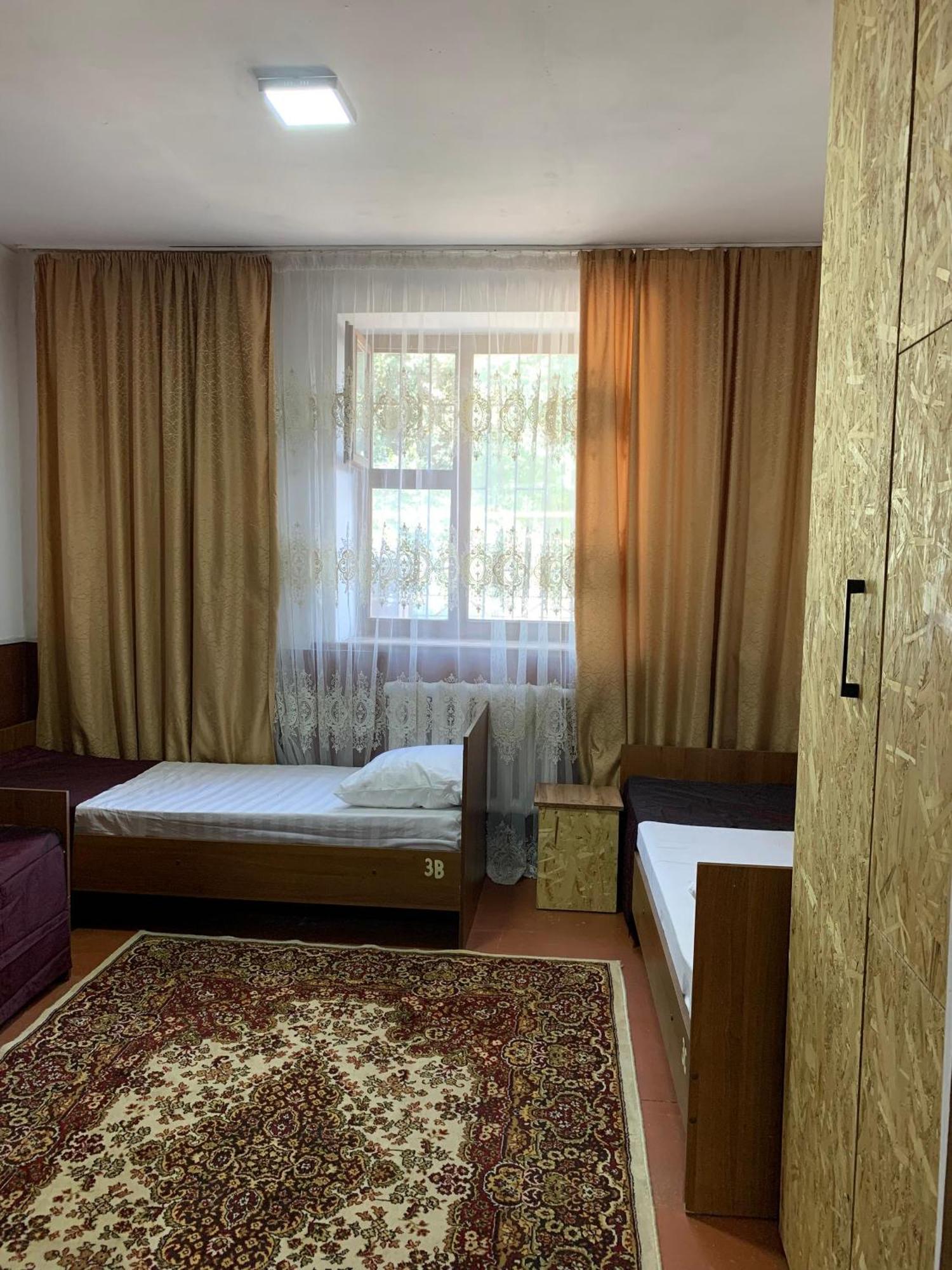 Bozui Hostel Biskek Kültér fotó