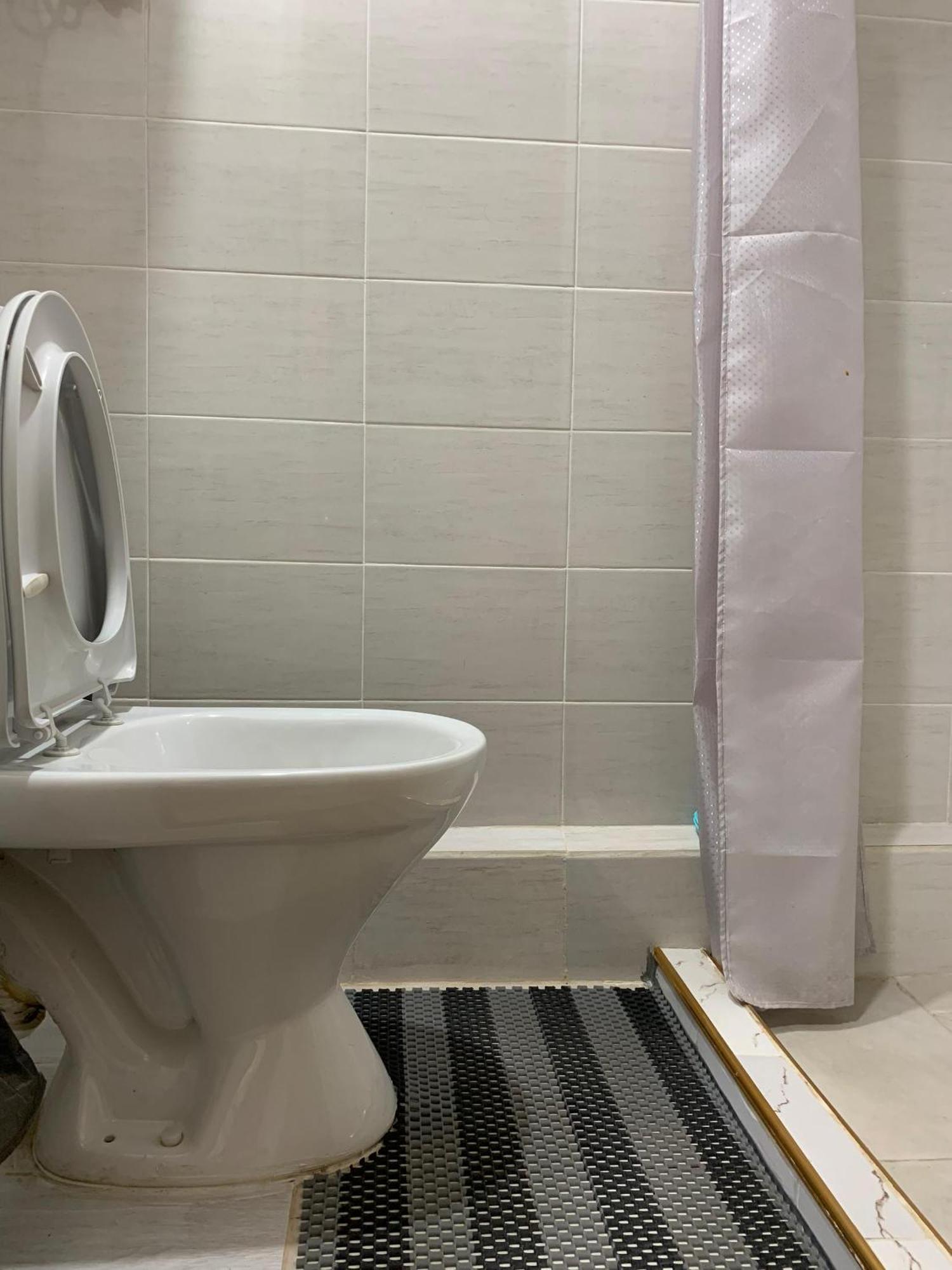 Bozui Hostel Biskek Kültér fotó